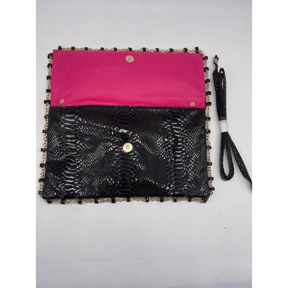 Nicki Minaj Black Faux Snakeskin Clutch with Long Strap NWT - Picture 3 of 8